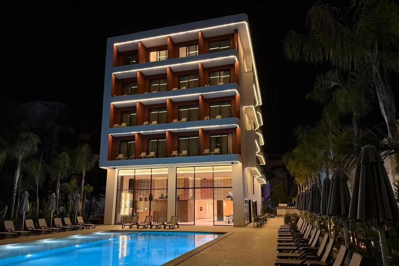 Savotel Golem